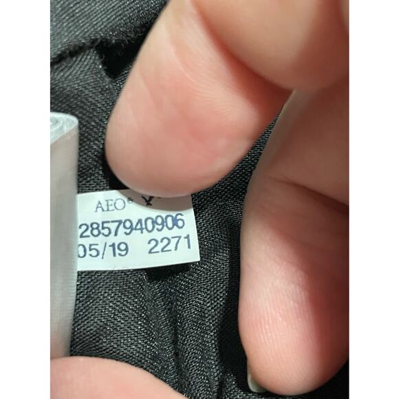 American Eagle Sz 0 Stretch Hi Rise Straight Leg Distressed Raw Hem Jeans Black - Picture 10 of 11